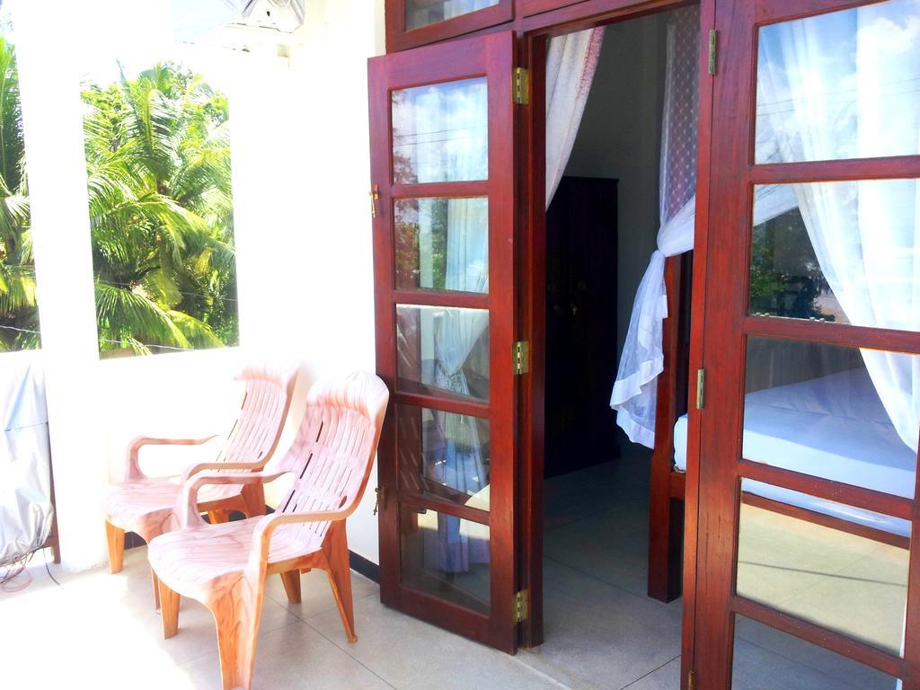 Ceylon Surf Guest And Restaurant Bed & Breakfast Weligama Rom bilde