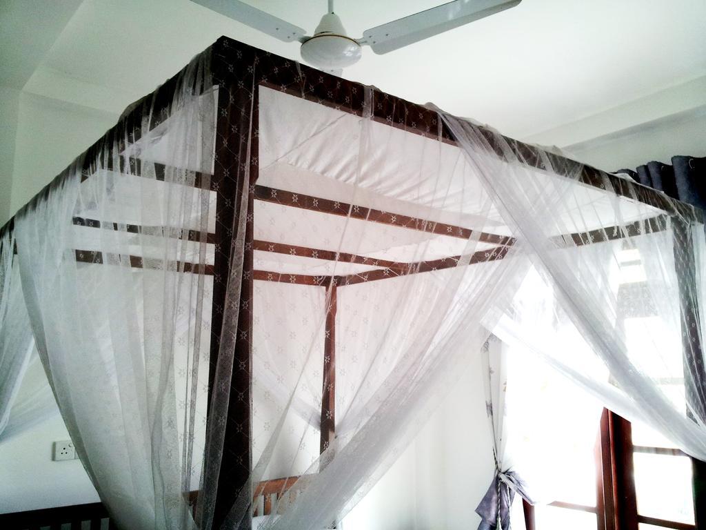 Ceylon Surf Guest And Restaurant Bed & Breakfast Weligama Rom bilde